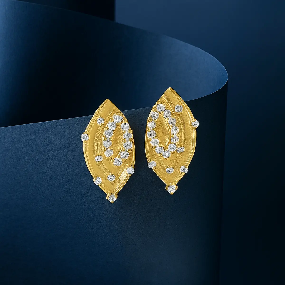 Crystal Bell Toller: Dense clusters designed to create a soft, musical sound with movement